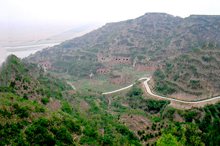 巩义市凤凰山公墓