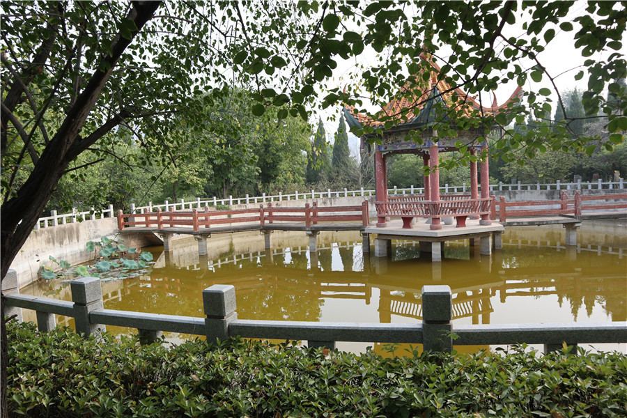 鹤壁市墓地价格多少钱-2