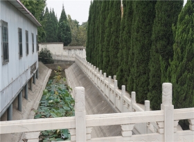 陵园人造水系