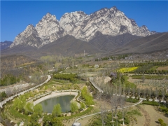 云梦山庄电话号码查询下？价格多少？